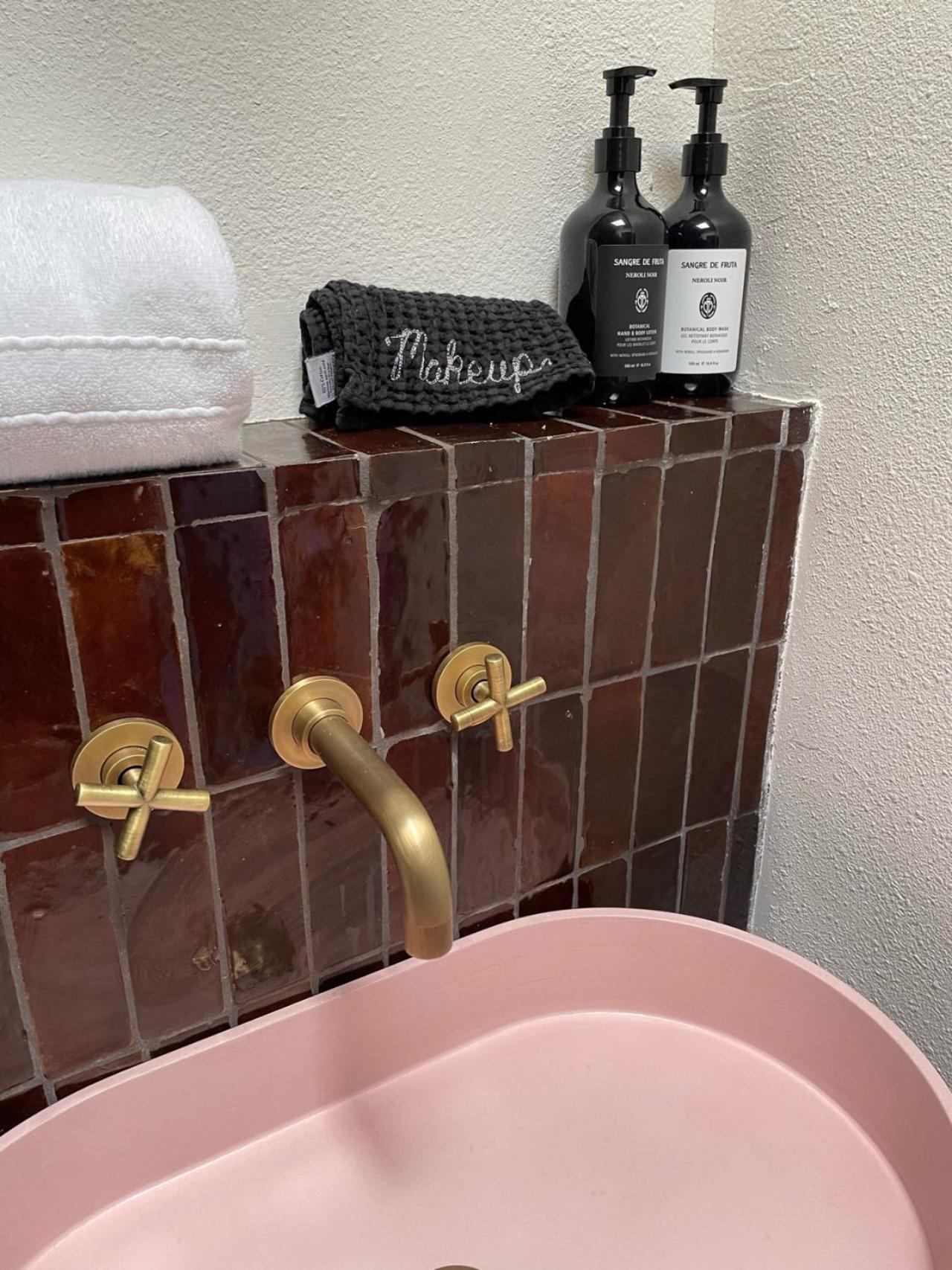 La Dea - Entire Boutique Guest house